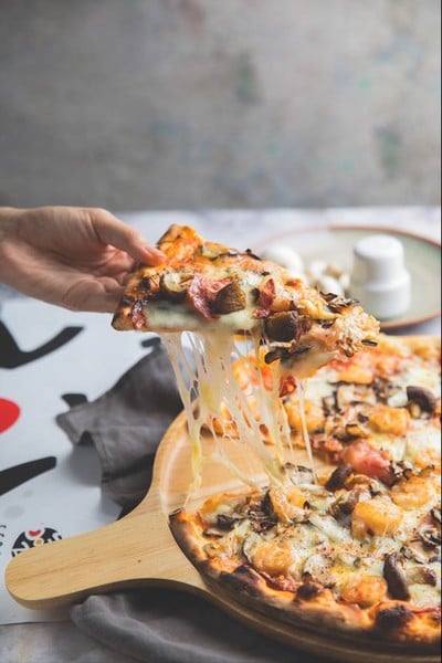 Scoozi Pizza (สกูซี่ พิซซ่า) โอเอซิส Scoozi Pizza (สกูซี่ พิซซ่า) โอเอซิส