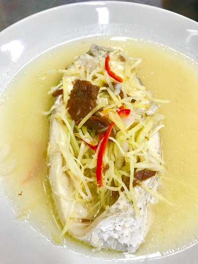 ปลากระพงนึ่งบ๊วย