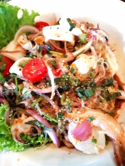 ลาบวุ้นเส้นทะเล