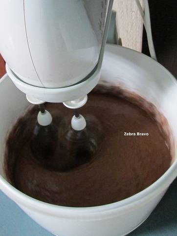 วิธีทำ Heart - Shaped Chocolate Cake