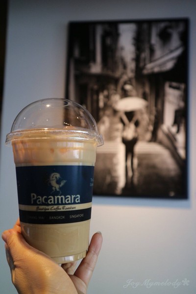 ICED CAFE LATTE