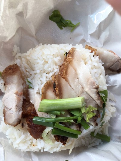ข้าวหมูกรอบ