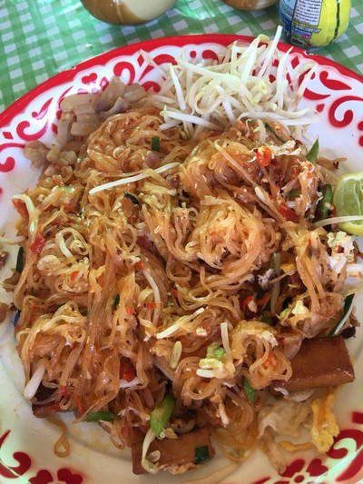 ผัดไทยกากหมู