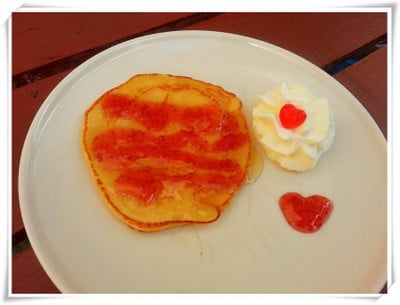 แพนเค้กสื่อรัก