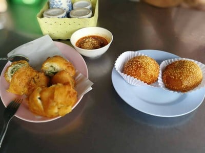 กันตังติ่มซำ (KANTANG DIMSUM RESTAURANT) กันตังติ่มซำ (KANTANG DIMSUM RESTAURANT)