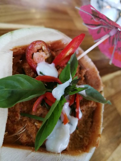 ห่อหมกทะเลมะพร้าวอ่อน