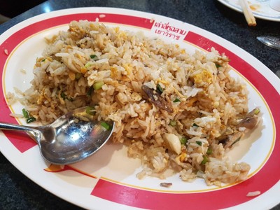 ข้าวผัดปู