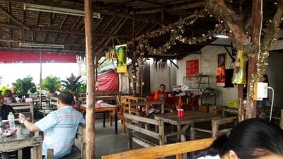 บรรยากาศ ร้านพี่แมวอาหารป่า ตลาดไท