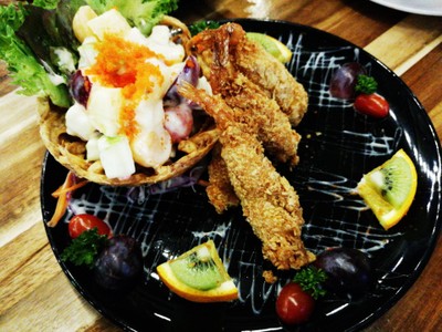 กุ้งทอดครีมสลัด