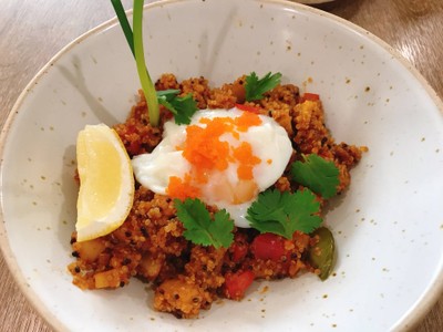 Fried Quinoa Tom-Yum with Diced Salmon
