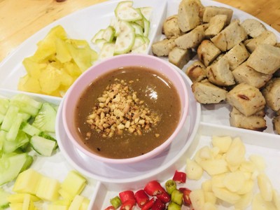 แหนมเนีองชุดเล็ก 2 ไม้