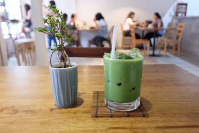 Tealily Cafe (ทีลิลี่คาเฟ่) เอกมัย 12 Tealily Cafe (ทีลิลี่คาเฟ่) เอกมัย 12
