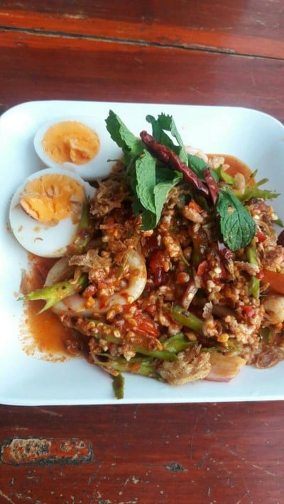 ยำถั่วพลู