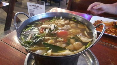 ไก่ผัดเม็ดมะม่วง