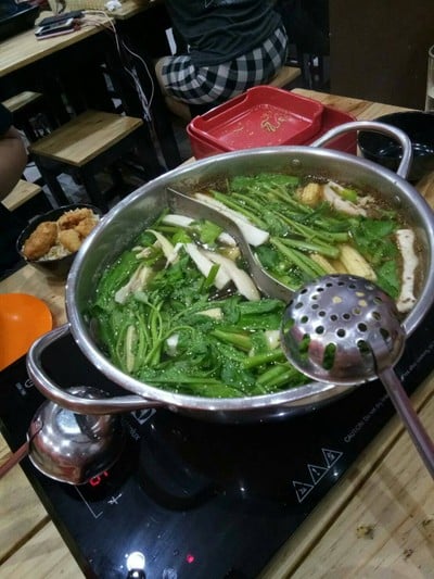 อาหาร หรือ เครื่องดื่ม