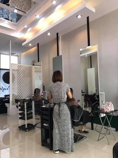 ร้านทำผม Flow Salon