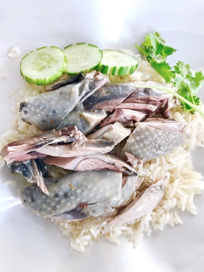 ข้าวมันไก่พิเศษ(ใส่ห่อ) 50-