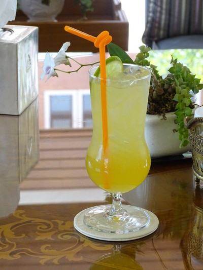 PINEAPPLE