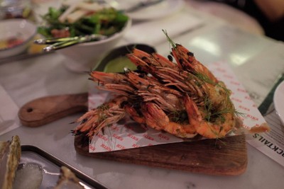 Kika Kitchen & Bar (กีก้า) Kika Kitchen & Bar (กีก้า)