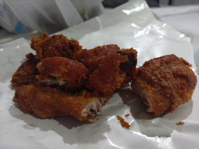 อาหาร หรือ เครื่องดื่ม