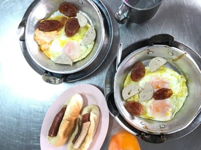 นิว เอมโอช ถ.กลางเมือง ตรงกันข้าม กับ ร้านข้าวต้มเต็กเฮง ขอนแก่น