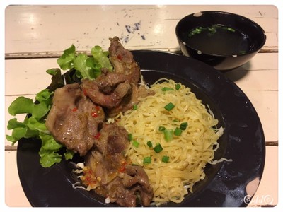 บะหมี่หมูย่างพริกสด