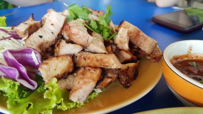 อาหาร หรือ เครื่องดื่ม