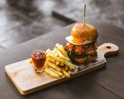 เมนูของร้าน The Public Restaurant & Bar เกษตร-นวมินทร์
