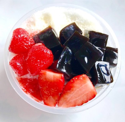 เฉาก๊วย สตรอว์เบอร์รี่