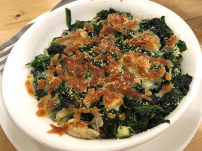 ผักโขมอบชีส