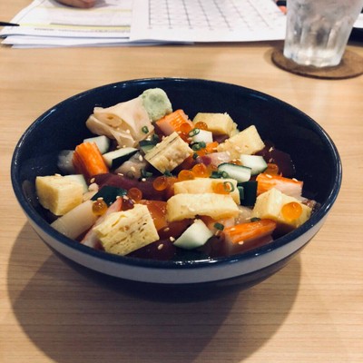 บาระชิราชิด้ง (Bara Chirashi Don)