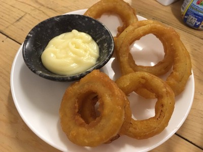 หอมทอด กับ ซอสสไปซีมาโย