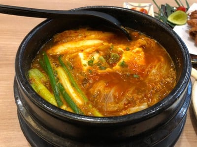 หม้อไฟกิมจิเนื้อตุ๋น