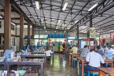บรรยากาศ A JUNG Fish Ball • อจัง ฟิชบอล (ชื่อเดิม สอาด ลูกชิ้นปลา) ถนนพระราม 2
