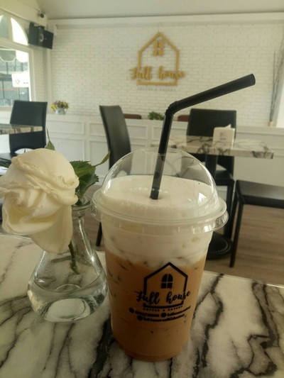 อาหาร หรือ เครื่องดื่ม