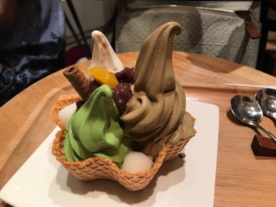 อาหาร หรือ เครื่องดื่ม