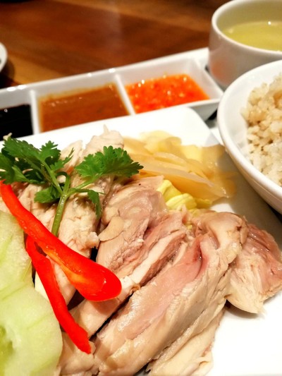 ข้าวมันไก่ ราคา 190 บาท++