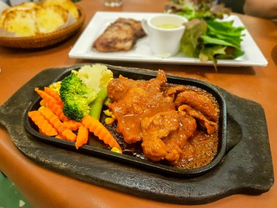Garden Steak (การ์เด้นสเต็ก) การ์เด้นสเต็ก Garden Steak (การ์เด้นสเต็ก) การ์เด้นสเต็ก