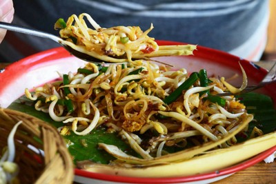 เมนูของร้าน ป้าอ้อม ขั่วหมี่โคราช สูตรดั้งเดิม