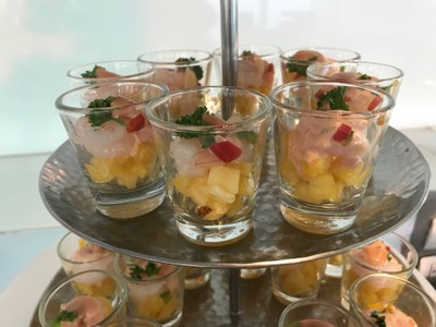 อาหาร หรือ เครื่องดื่ม