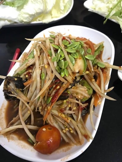 ร้านส้มตำพี่เอ๋ ซอยสุขุมวิท 39