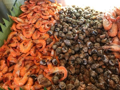 อาหาร หรือ เครื่องดื่ม