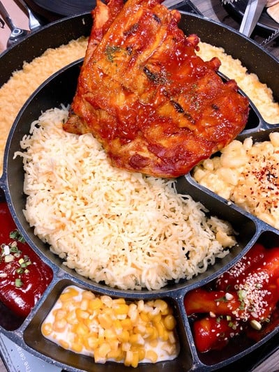 เจมส์ชีสแบคริบส์