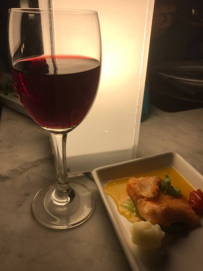 อาหาร หรือ เครื่องดื่ม