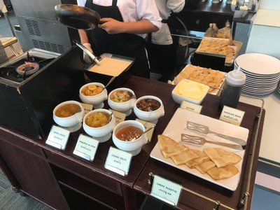 อาหาร หรือ เครื่องดื่ม