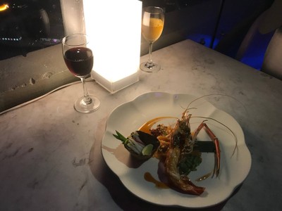 ผัดไทยกุ้งแม่น้ำ