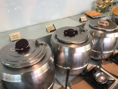 อาหาร หรือ เครื่องดื่ม