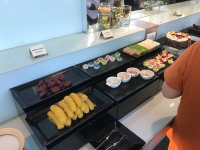 อาหาร หรือ เครื่องดื่ม