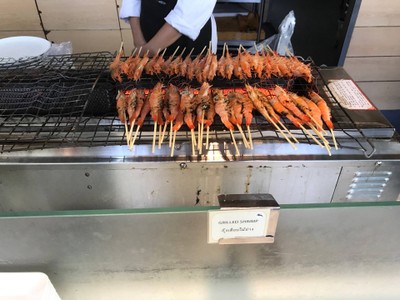 อาหาร หรือ เครื่องดื่ม