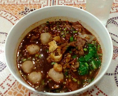 ก๋วยเตี๋ยวเนื้อน้ำตก